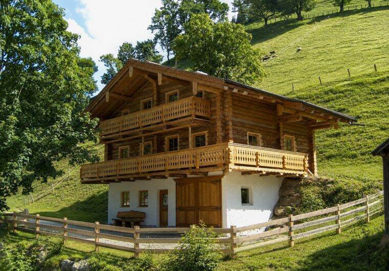 Hütte in Dienten für 10 Personen