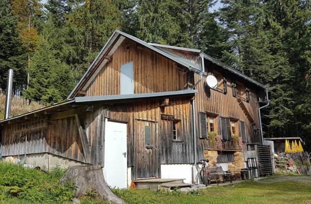 Bregenzer Hütte, Hochälpele-Weißenfluh-Gruppe