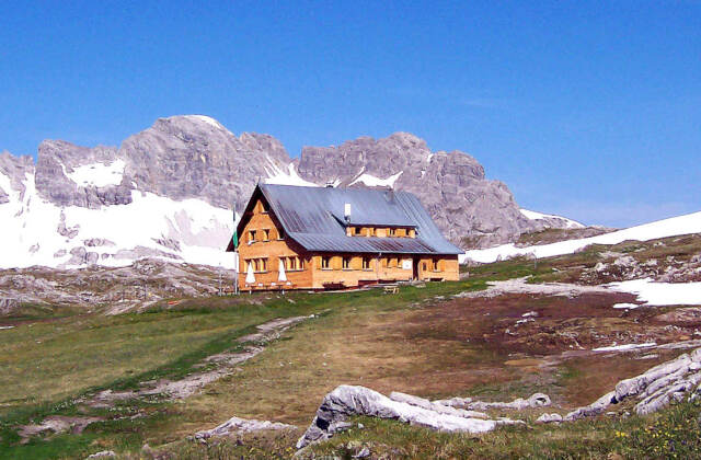 Göppinger Hütte, 2245 m Seehöhe, Lechquellengebirge