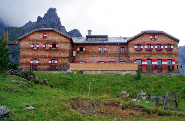 Hofpürglhütte, 1705 m Seehöhe, Dachsteingebirge