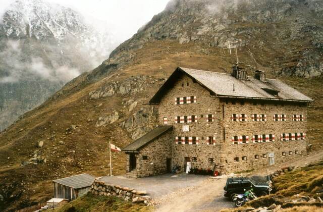 Martin-Busch-Hütte, 2501 m Seehöhe, Ötztaler Alpen