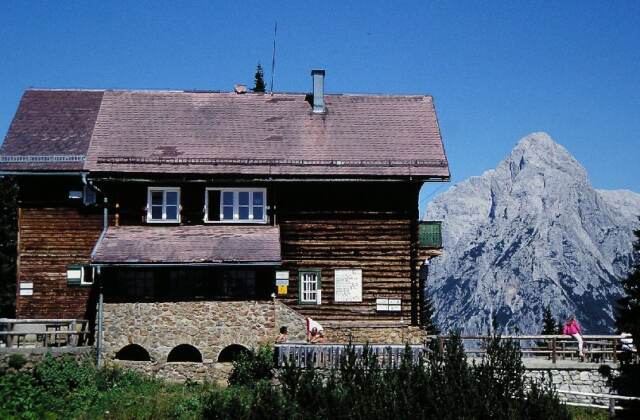Mödlinger Hütte, 1523 m Seehöhe, Ennstaler Alpen