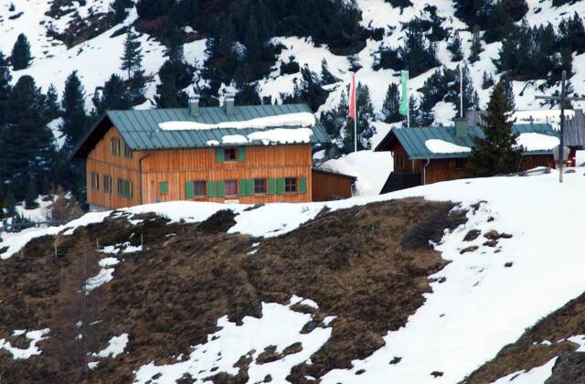 Schweinfurter Hütte, 2028 m Seehöhe, Stubaier Alpen
