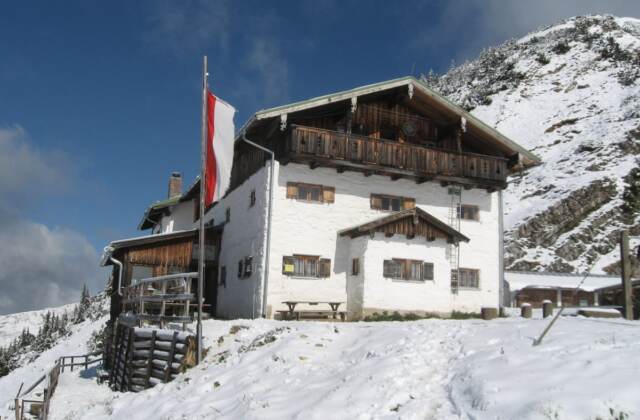 Tölzer Hütte, 1825 m Seehöhe, Vorkarwendel