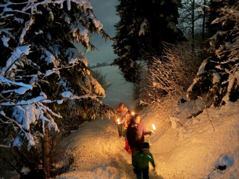 Feuer und Eis - Fackelwanderung in Itter